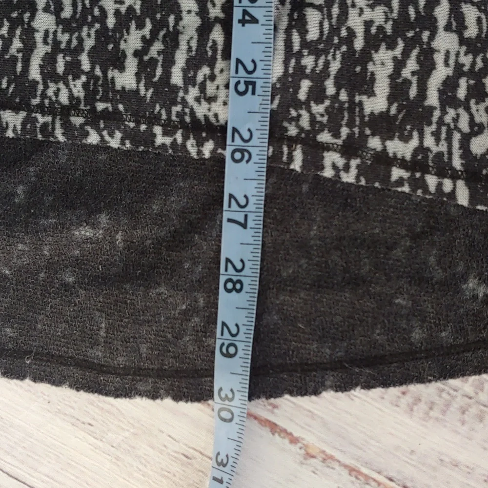 MARC NEW YORK MNY BURNOUT TOP - Picture 8 of 9